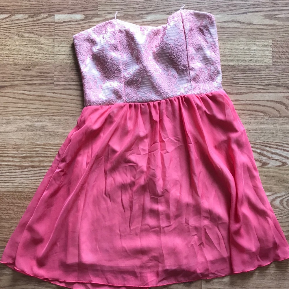 DEB Pink Dress. Size Medium. Lace Detail